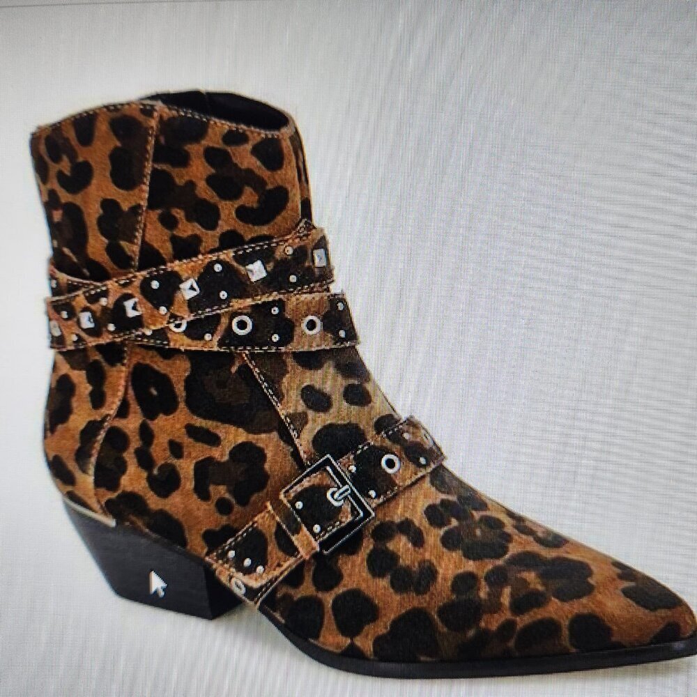 Kenneth Cole New York Cheyenne Stud Leopard Suede Booties. NIB. Size 5
